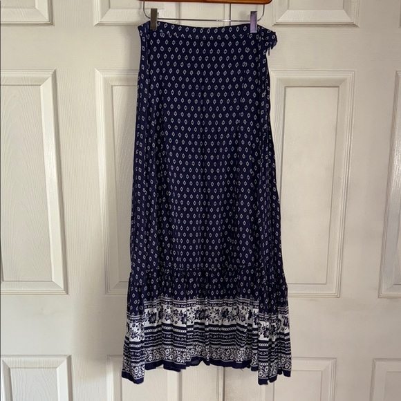Aratta Silent Journey Blue And White Floral Print Trim Midi Skirt - Picture 1 of 7